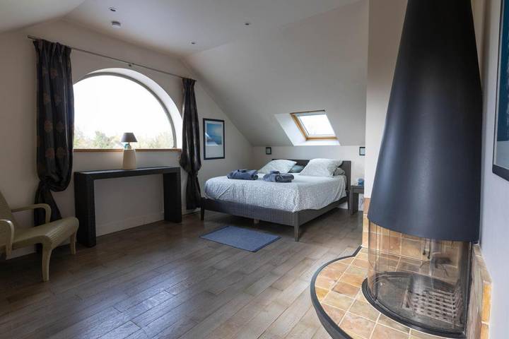 Location de vacances pour 4 personnes, avec piscine et jardin ainsi que sauna et jacuzzi à L'Oudon