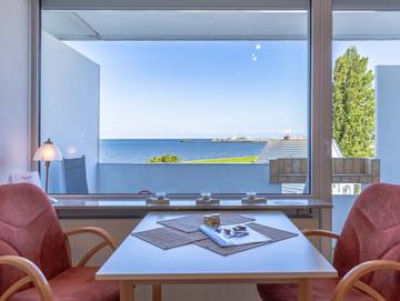 Ferienwohnung für 2 Personen, mit Meerblick und Pool sowie Sauna und Balkon in Cuxhaven (Stadt)