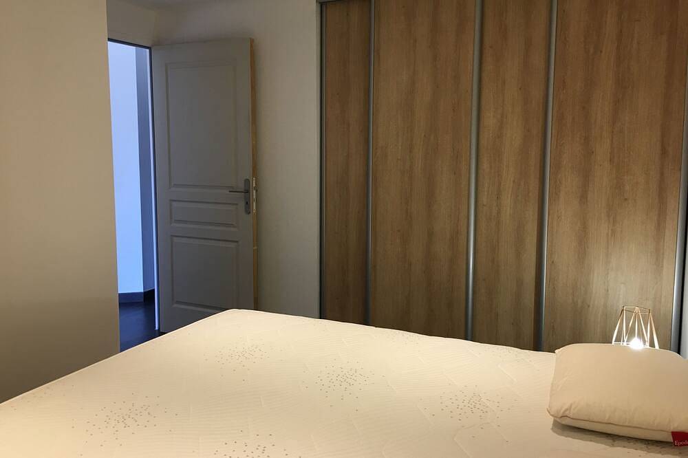 Villa face à la mer, charme, confort, et bien être pour des vacances réussies in Porto-Vecchio, Arrondissement de Sartène