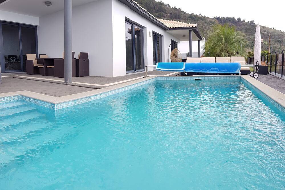 Casa vacanza a Arco da Calheta a partire da 283€ a notte