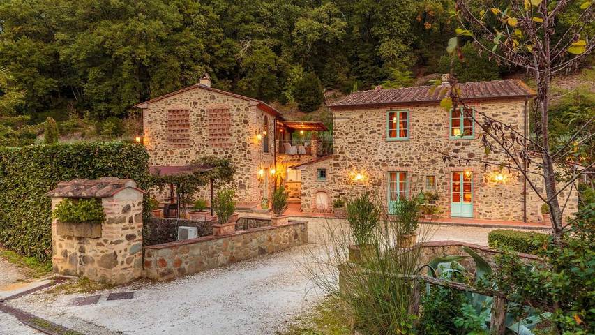 Villa für 10 Personen, mit Pool und Garten - 1