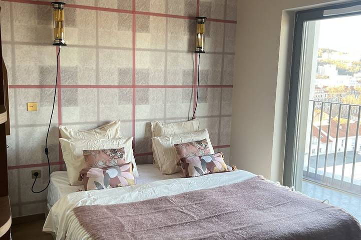 Entire apartment, Appartement Confluence Haut Standing 6 Personnes in Lyon, Lyon region