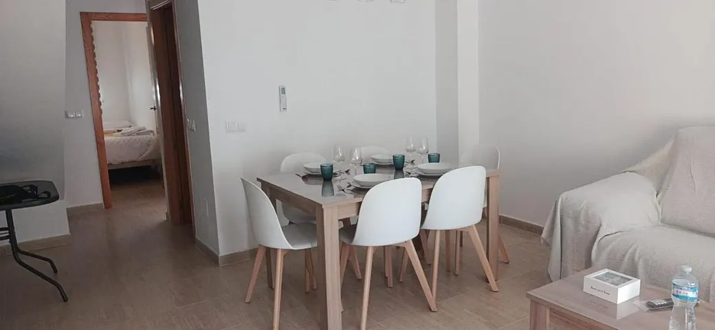 Maison de vacances pour 6 personnes, avec terrasse ainsi que vue et piscine - 1