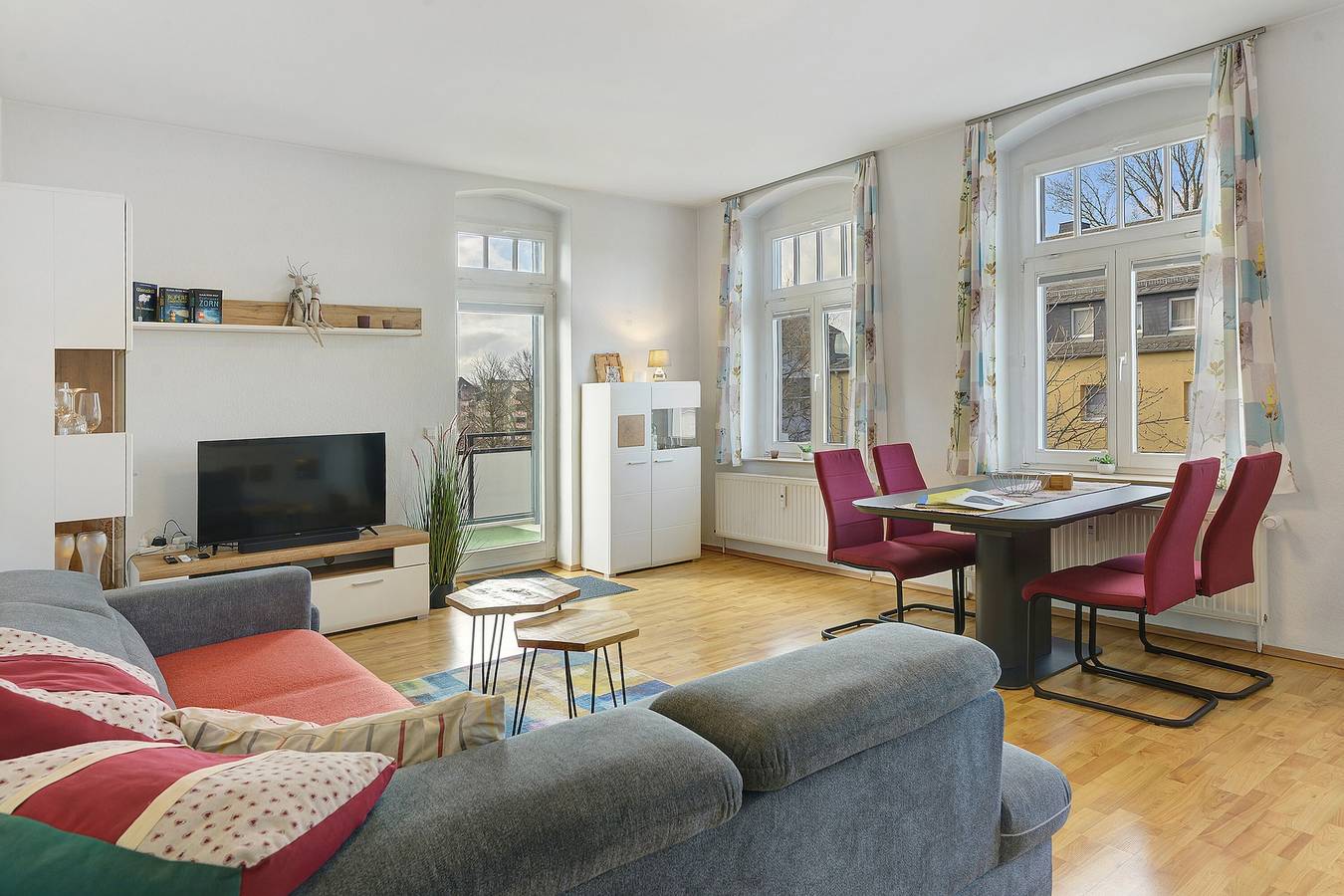 Geheel appartement, Appartement 'Ferienwohnung Glück Auf' met Balkon en Wifi in Zwickau (stad), Chemnitz (region)