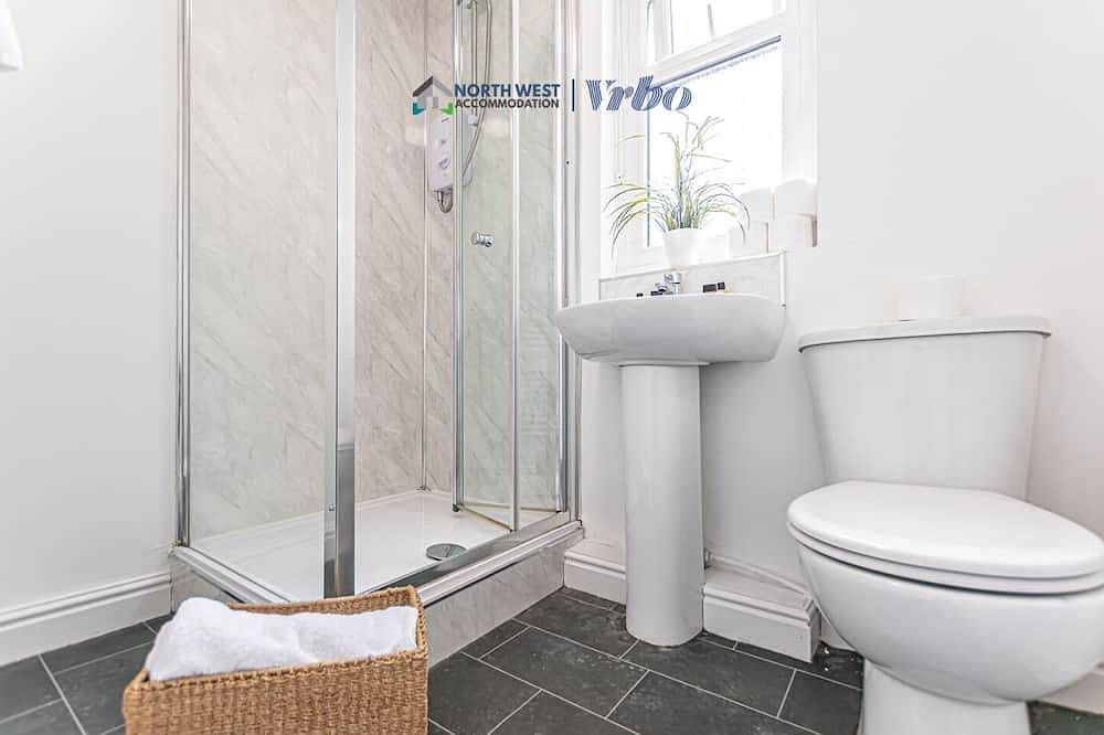 Spacieuse Maison 3 Chambres in Leigh, Grand Manchester