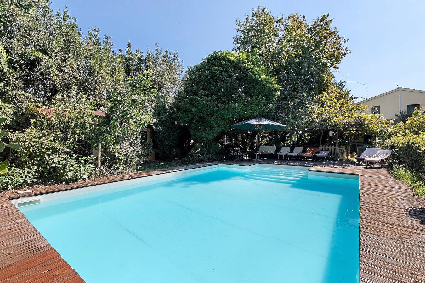 Casa Vacanze Le Camelie with Private Pool, Wi-Fi, and Air Conditioning in Vecchiano, Italian Riviera