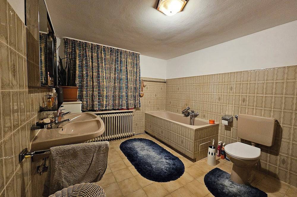 Gemütliches Zimmer in familiärer Umgebung in Gauting, Landkreis Starnberg