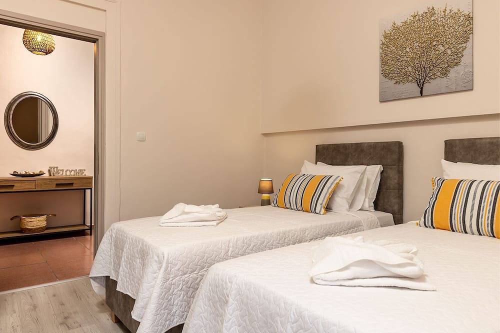 Beautiful large apartment in the heart of Chania. in Chania regione