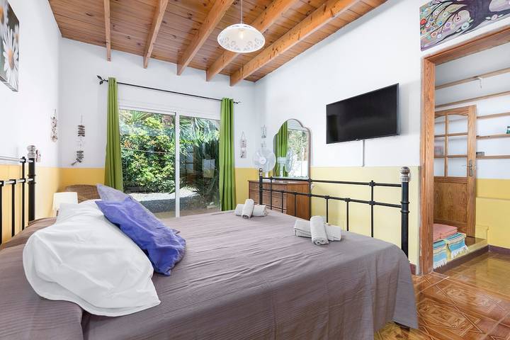 Chalet para 6 personas, con terraza además de jardín y piscina en Fuerteventura - 3