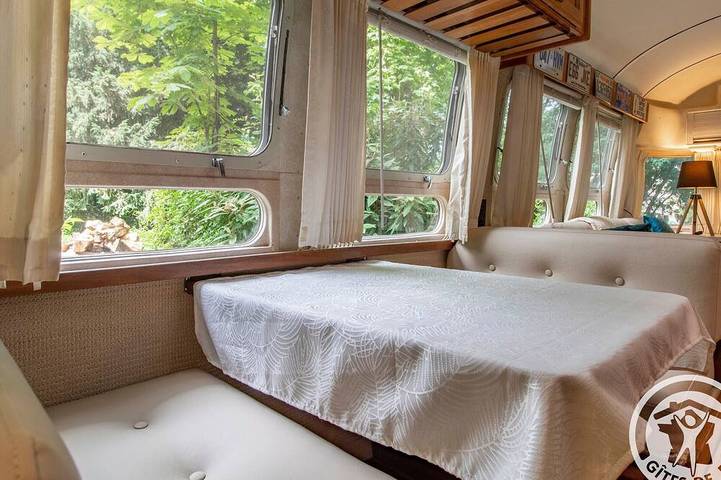 Gîte pour 2 personnes, avec terrasse et piscine à La Ménitré - 4