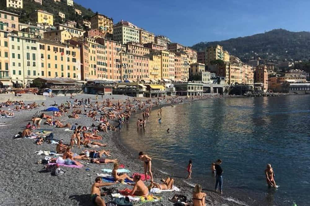 Apartamento entero, Open space with a garden, 2 minutes from the ocean in Bagni Miramare, Camogli