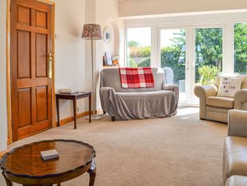 Log Cabin for 8 People in Hunstanton, Norfolk, Photo 3