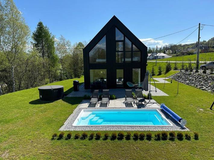 Ferienhaus für 8 Personen, mit Pool und Garten sowie Whirlpool - 1