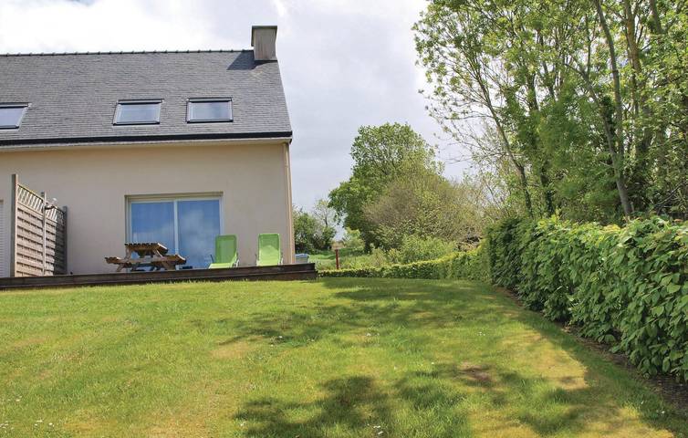 Location de vacances pour 4 personnes, avec terrasse et jardin, animaux acceptés à Plestin-les-Grèves - 2