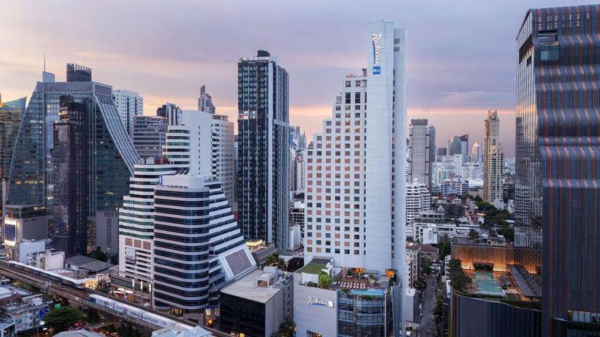Hotel dla 6 osób, z sauna i basen oraz widok w Bangkok