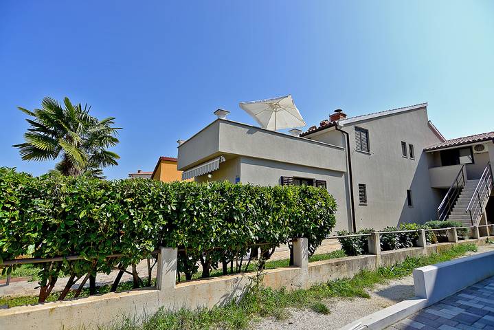 Ferienwohnung für 3 Personen, mit Terrasse in Fazana - 2