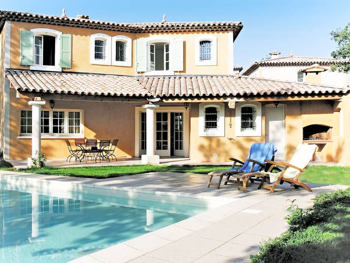Location de vacances pour 10 personnes dans Domaine de Fayence