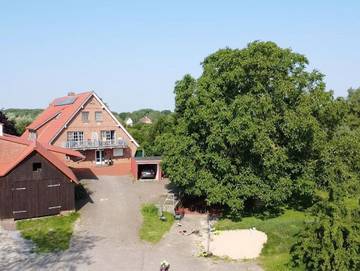 Ferienwohnung für 5 Personen, mit Garten und Balkon, kinderfreundlich in Drochtersen