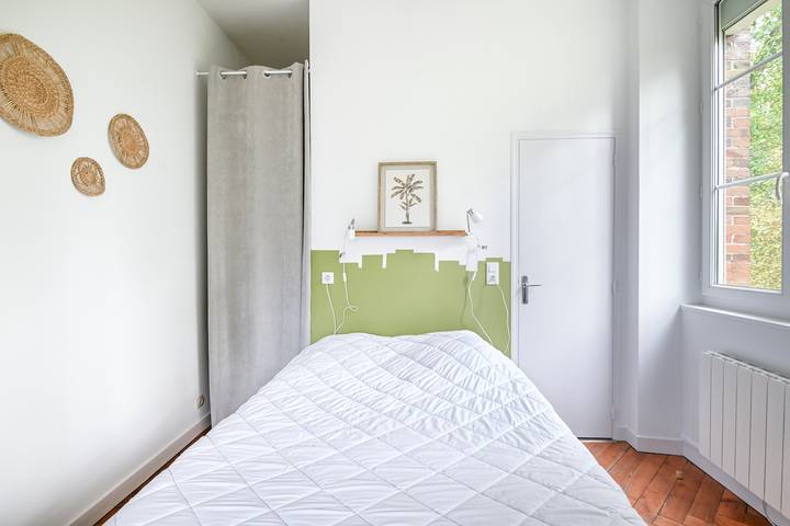 Appartement entier, Le parc du château - Dépendance du château in Ryes, Région de Bayeux