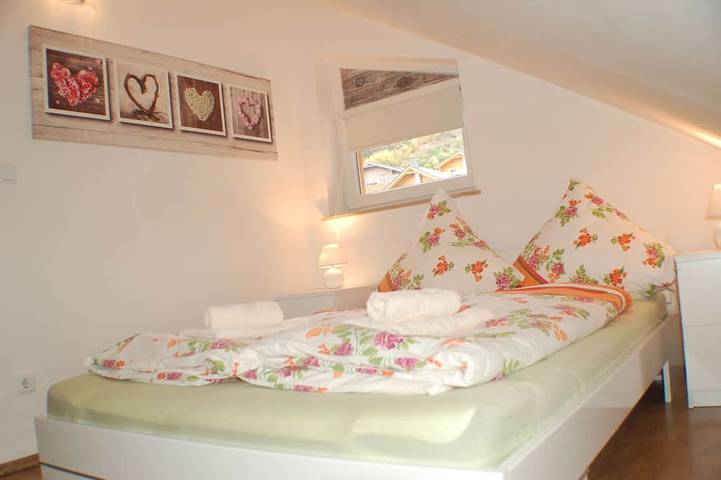 Ferienhaus für 10 Personen, mit Balkon und Garten sowie Sauna in Rieden (Eifel) - 4