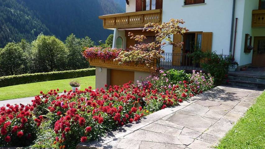 Ferienwohnung für 6 Personen, mit Garten im Montafon - 2