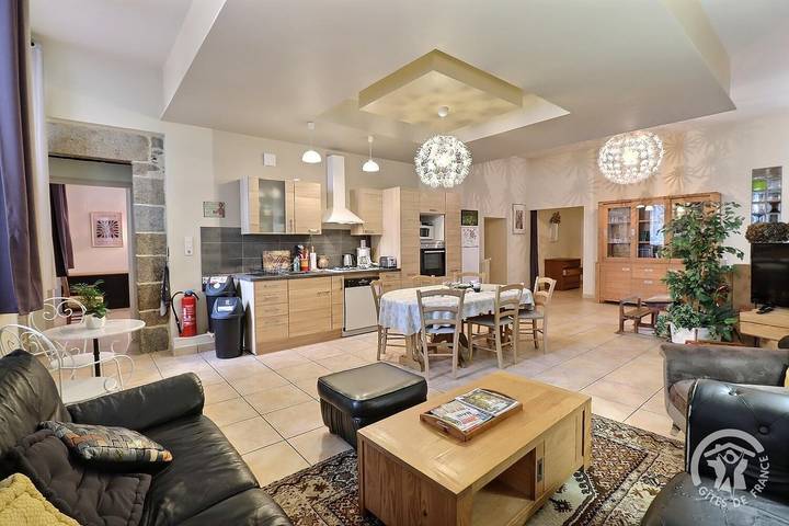 Gîte pour 6 personnes, avec Vue à Fougères