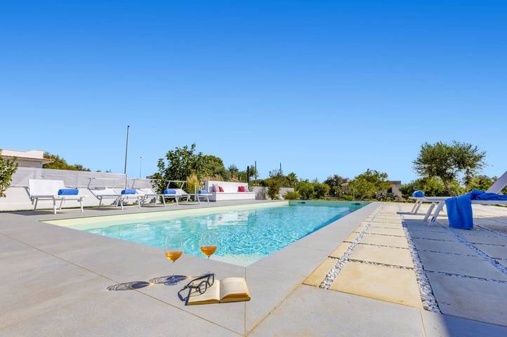 Location de vacances pour 6 personnes, avec jardin à Carovigno - 3