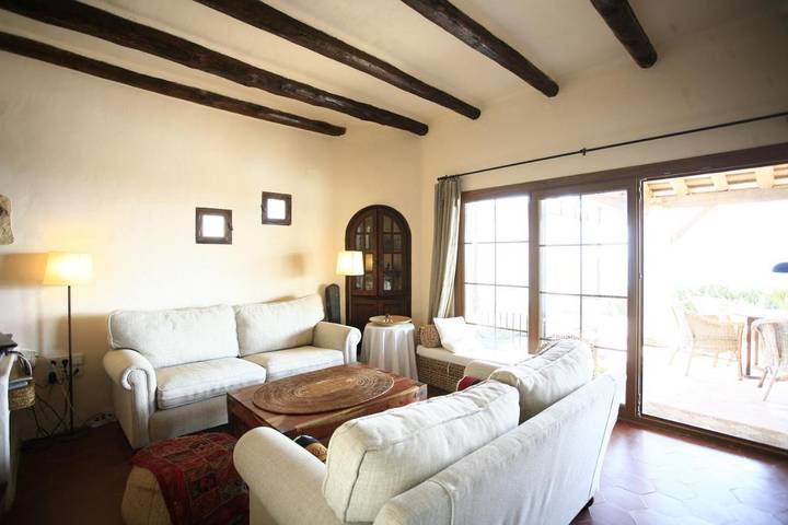 Villa pour 8 personnes, avec piscine ainsi que jardin et vue, animaux acceptés dans Formentera - 4