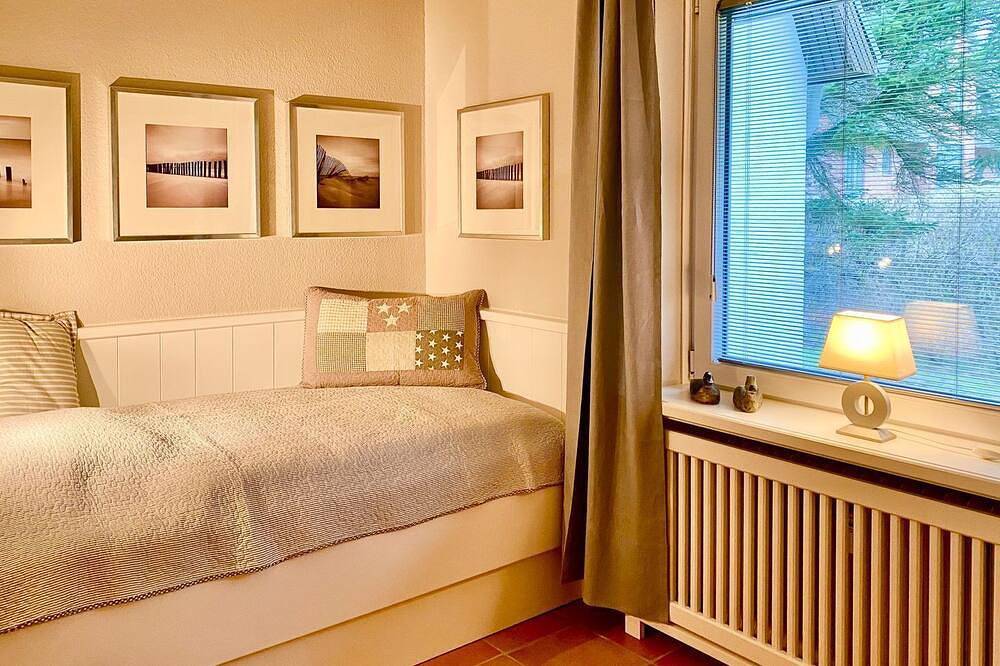 Entire apartment, C-haus Christine, App.20 - Ferienwohnung in Direkter Strandnähe mit ca. 65 m² Wohnfläche und 3 in Wenningstedt, Sylt