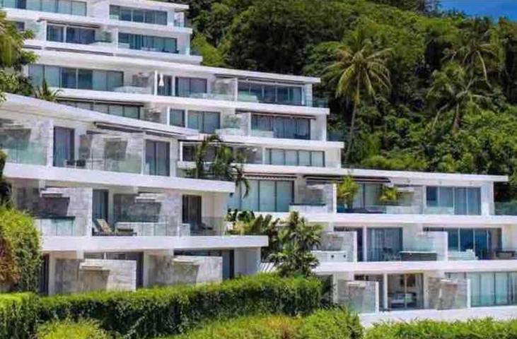 Ferieleilighet for 10 personer, med utsikt og sjøutsikt i tillegg til terrasse, dyr tillatt i Kata Beach