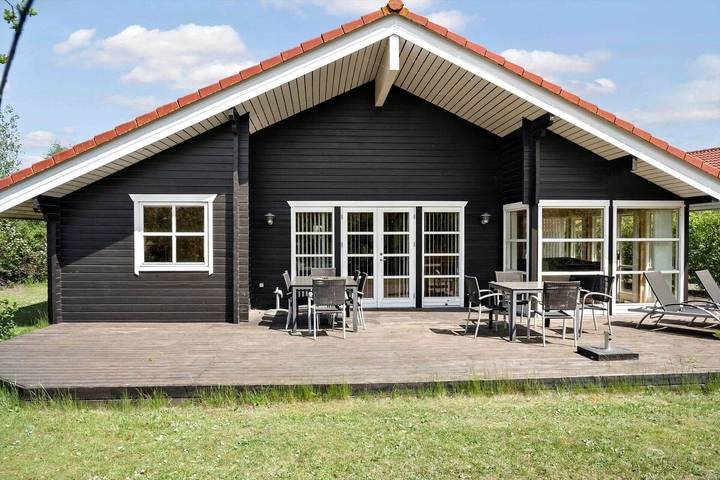 Ferienhaus für 6 Personen, mit Sauna und Terrasse sowie Whirlpool und Garten in Lolland-Falster - 2