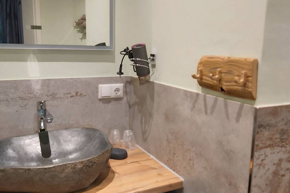 Ganze Wohnung, Ferienwohnung/App. für 2 Gäste mit 40m² in Peiting in Peiting, Romantische Straße