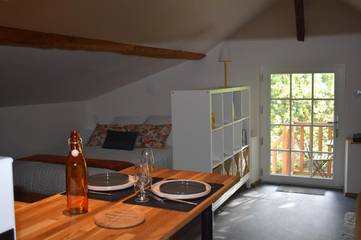 Gîte pour 2 personnes, avec terrasse ainsi que jardin et piscine dans Brissac-Loire-Aubance