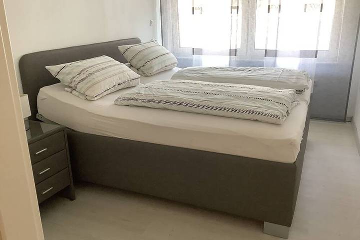 Ferienwohnung für 4 Personen, mit Sauna und Pool sowie Terrasse und Garten in Strullendorf - 4