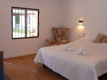 Holiday Rental for 15 People in Playa de Cortijo Blanco, Marbella, Photo 3