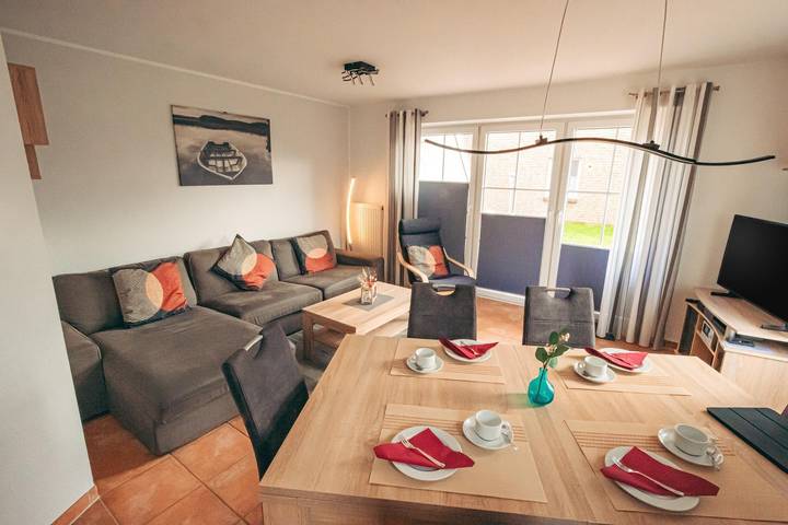Ferienhaus, Dusche und Badewanne, 3 Schlafräume in Burhave, Butjadingen