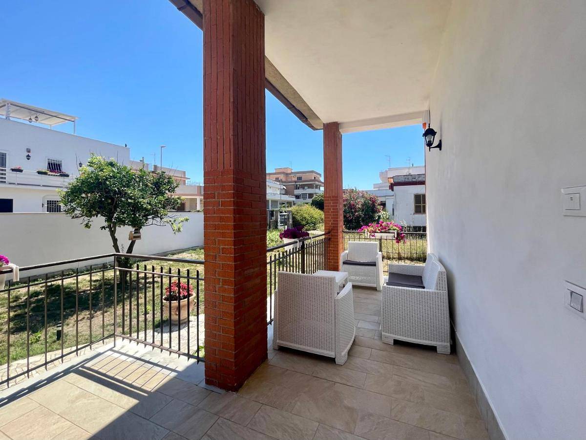Villa Diana - Anzio Colonia a due passi dal mare e dalla stazione in Anzio, Provincia di Roma