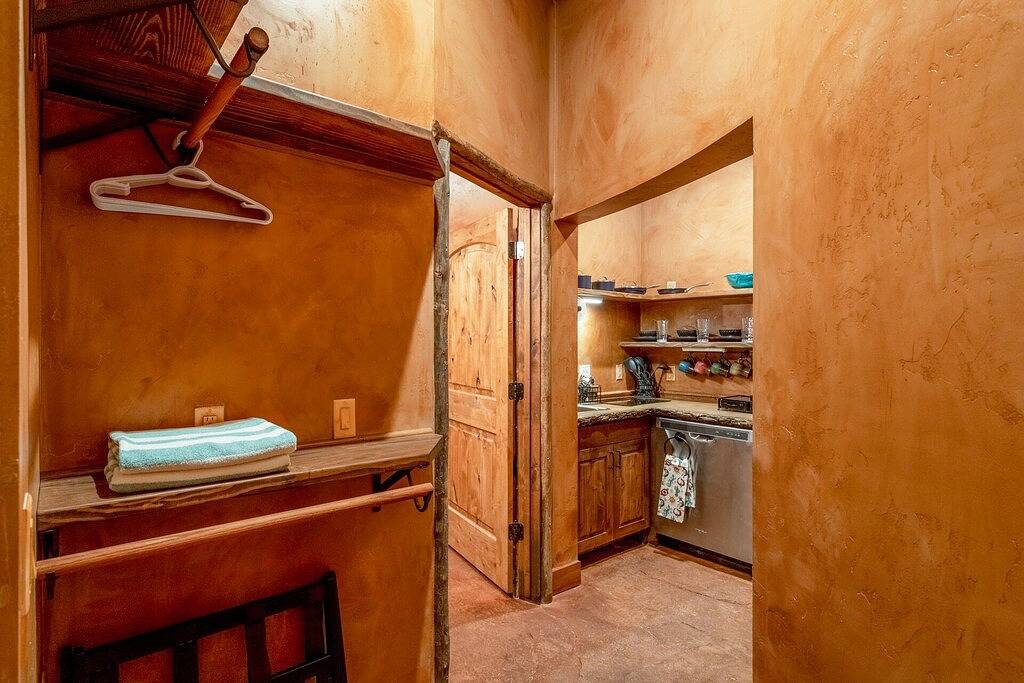 Camping for 5 Guests in Virgin, Zion National Park