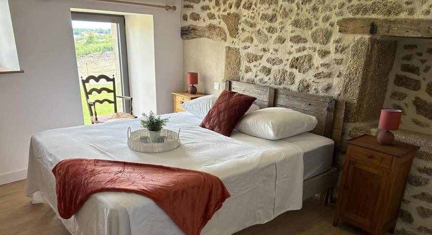 Location de vacances pour 12 personnes, avec vue et jardin à Saint-Malô-du-Bois - 3