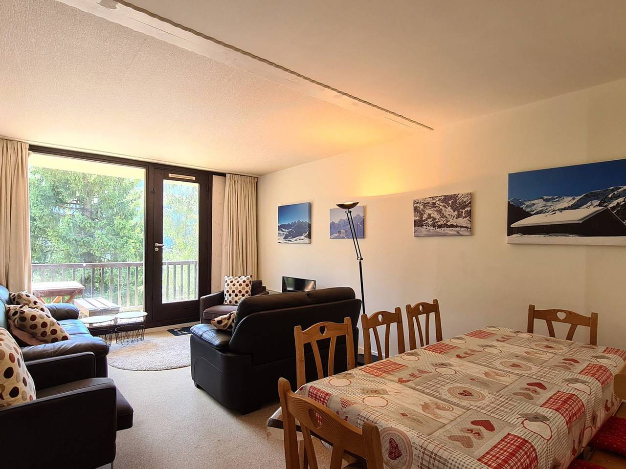 Appartement entier, Appartement spacieux au pied des pistes avec balcon et Wifi in Flaine, Arâches-la-Frasse