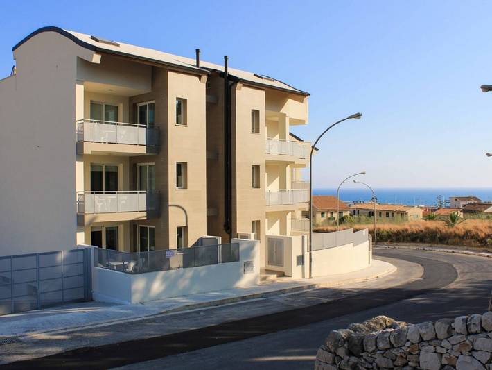 Ferienwohnung für 5 Personen, mit Terrasse in Marina di Ragusa