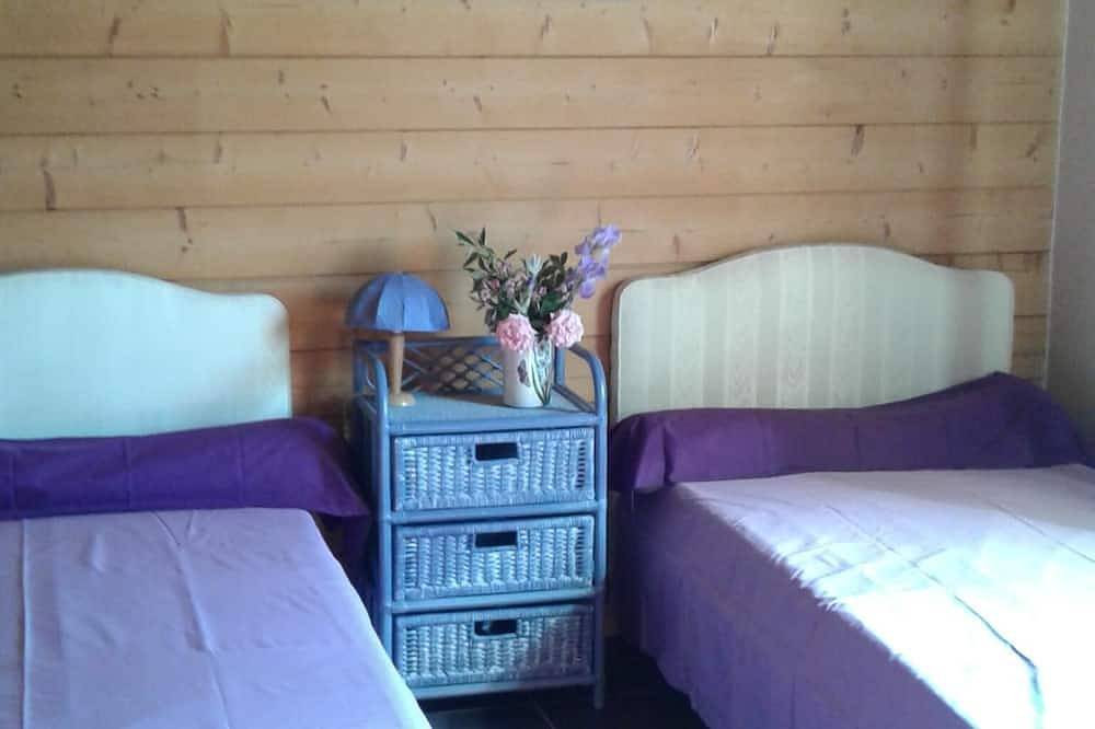 Chalet 90m² surplombant le lac d'annecy in Saint-Jorioz, Parc naturel régional du Massif des Bauges