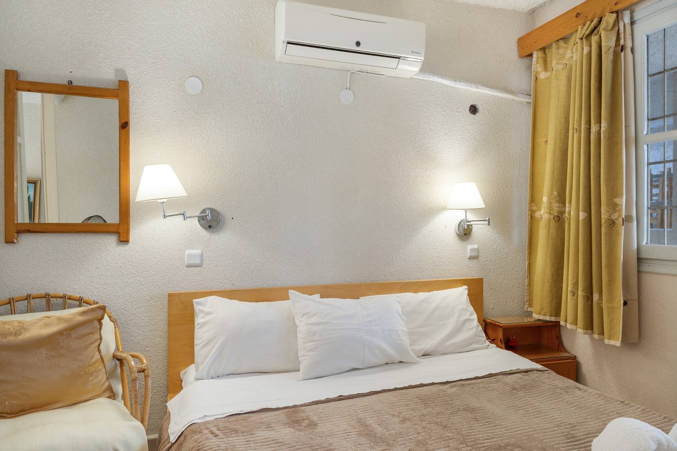 Ganze Wohnung, Ferienwohnung 'Zwei-Schlafzimmer Nr. 6' mit Meerblick, Wi-Fi und Klimaanlage in Panormos, Kalymnos