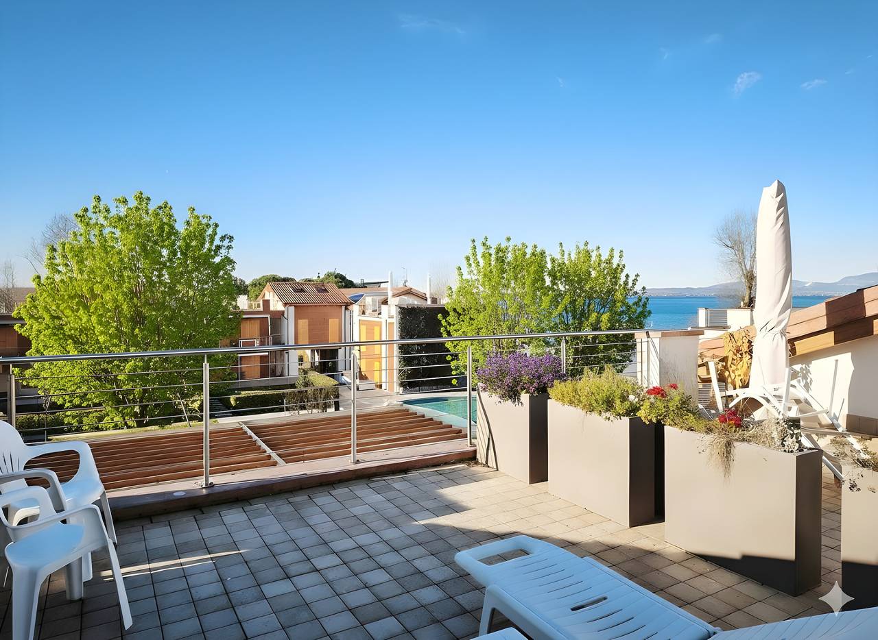 Apartamento entero, Gasparina Pool Lakeview & Terrace apartment in Castelnuovo del Garda, Montañas Garda
