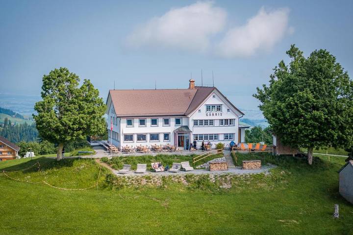 Hotel für 2 Personen, mit Terrasse und Garten sowie Ausblick in Gais (Bodensee)