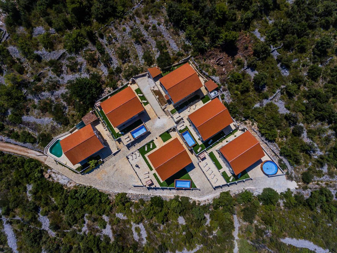 Ganze Wohnung, Luxuriöses Apartment mit Pool, Balkon, Grill & Klimaanlage in Drvenik Veliki, Drvenik Mali und Veli