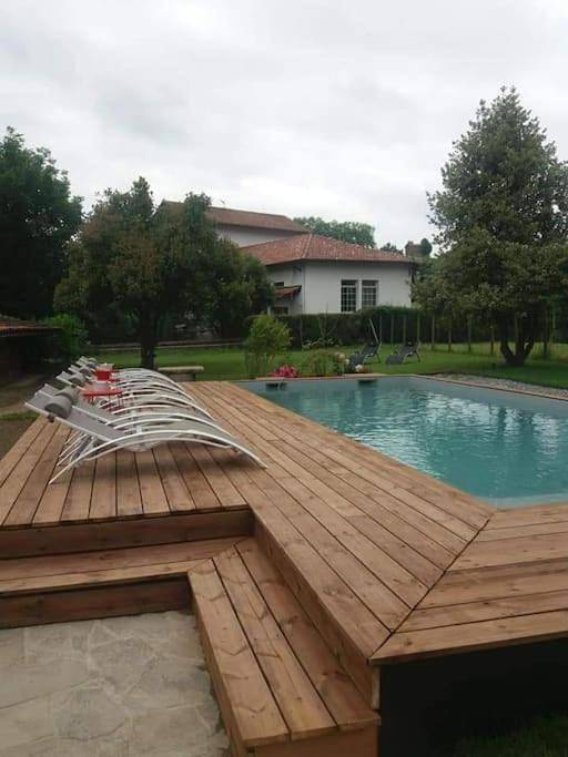 Location de vacances pour 24 personnes, avec piscine et jardin, animaux acceptés à Ascarat - 3