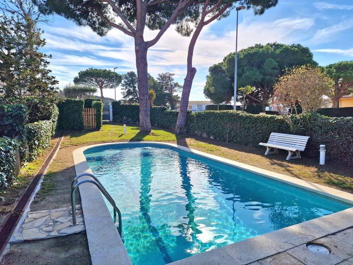 Gîte pour 4 personnes, avec piscine ainsi que terrasse et jardin à S'Agaró - 2