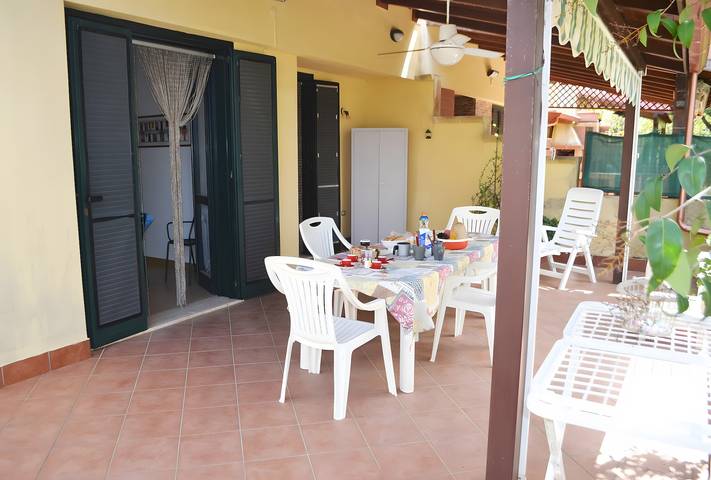 Casa vacanze 'Casa A T Dell Orso Con Veranda' con giardino privato in Torre dell'Orso, Melendugno