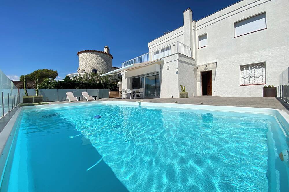 Chalet pour 8 Personnes dans Santa Margarida, Roses